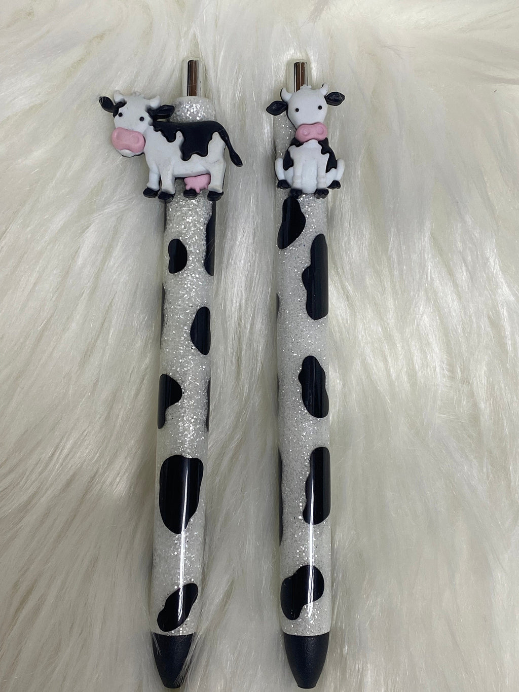 Cow Charm Epoxy Glitter Black Ink Pen: Refillable