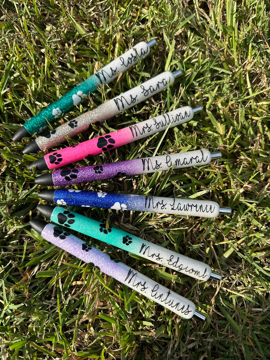 Vet Paw Print Cat/Dog half paws and name by clicker Personalized Epoxy Glitter Black Ink Pen: Refillable